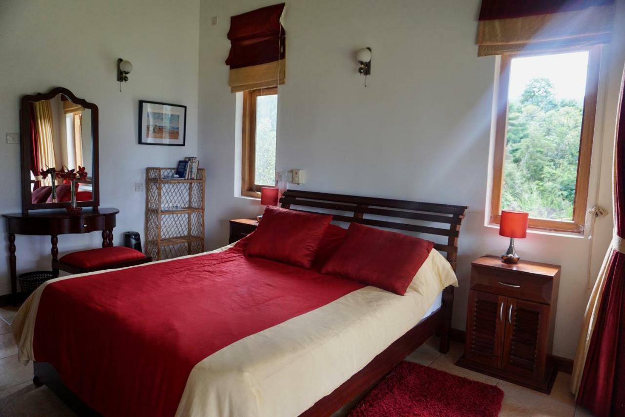 Bed and Breakfast Jungle Tide Канди Экстерьер фото